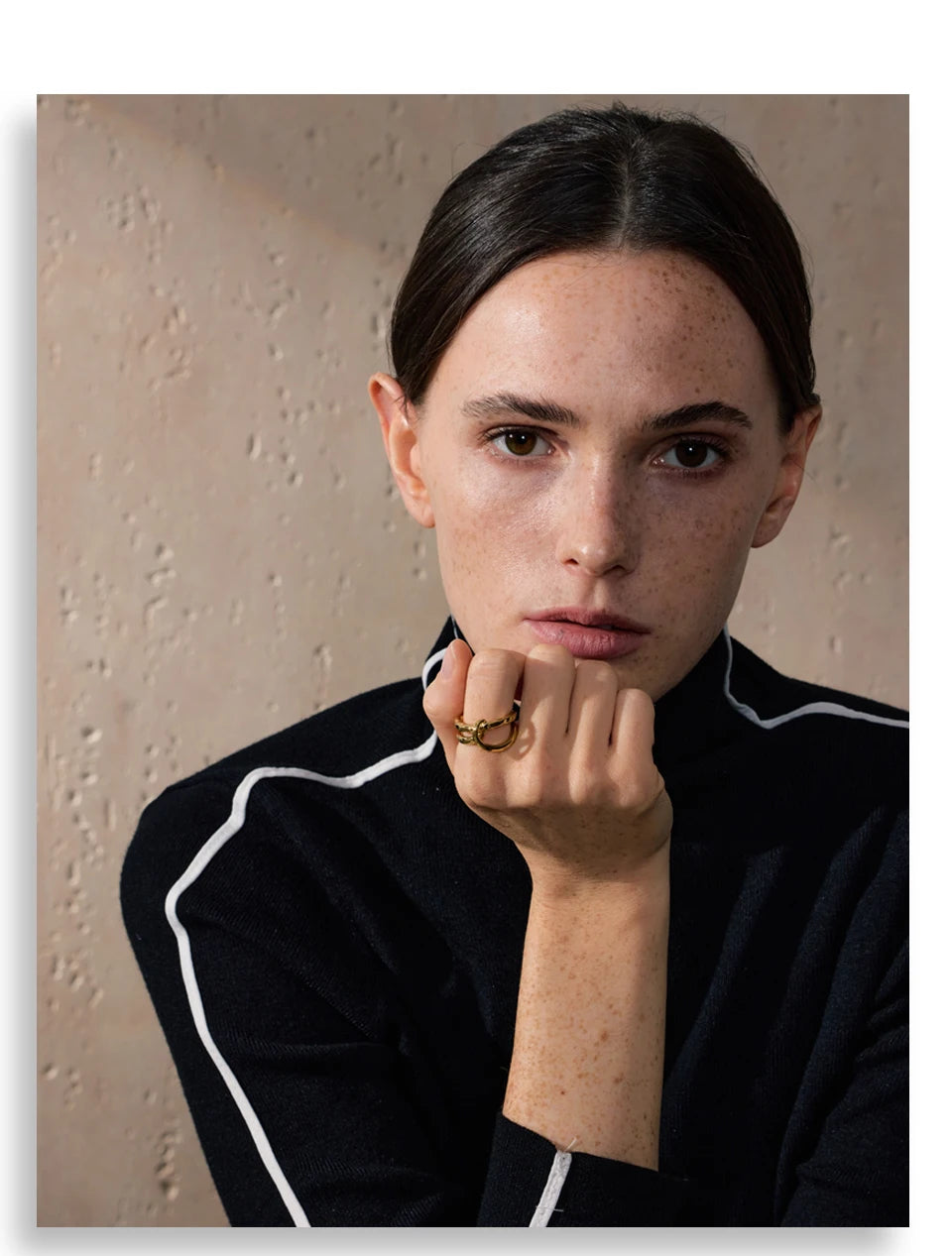 Isloria Ring