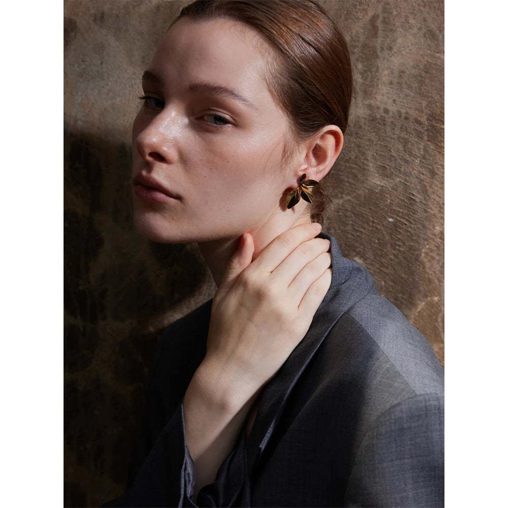 Sarira Earrings