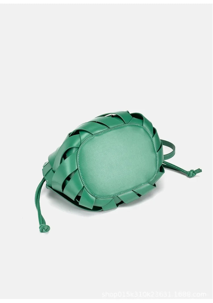 Woven Handbag with Matching Drawstring Pouch