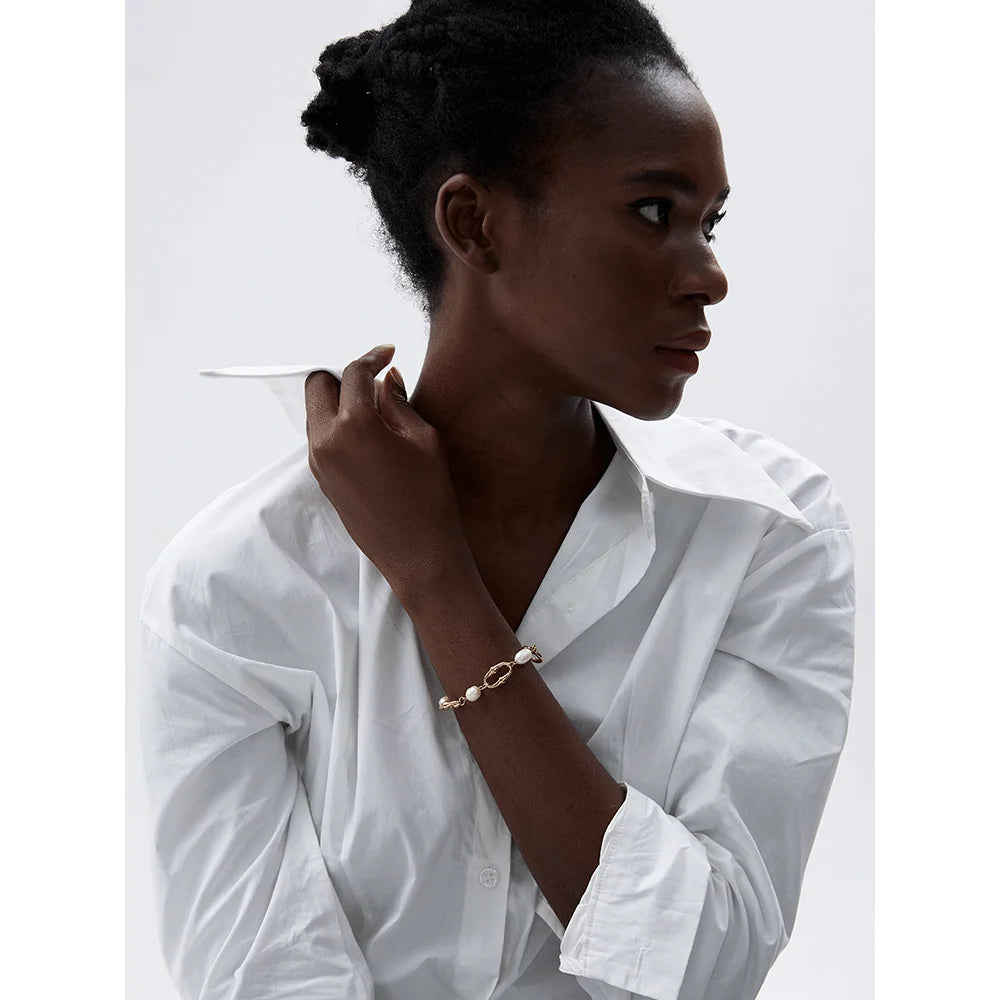 Vallira Collection