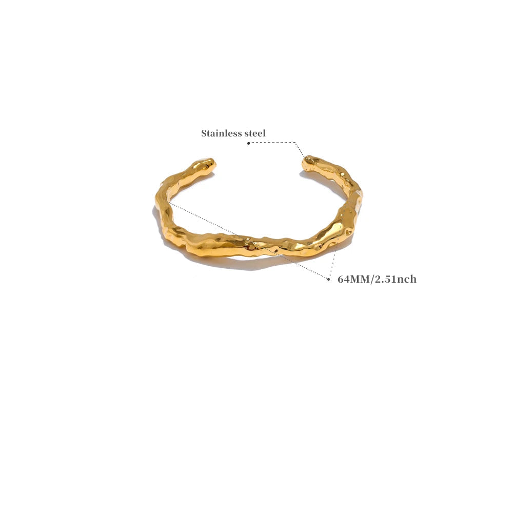 Aerisca Cuff