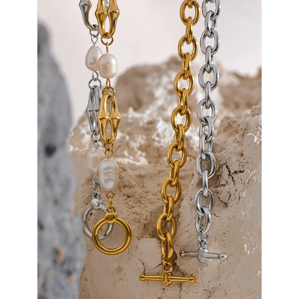 Vallira Collection