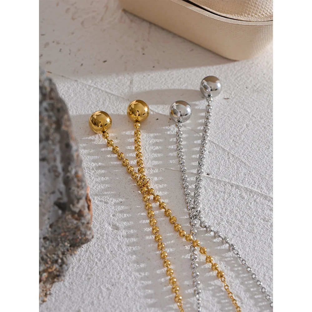 Starry Dance Necklace